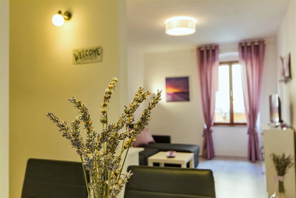 Center Apartment Lori Pula Exterior foto